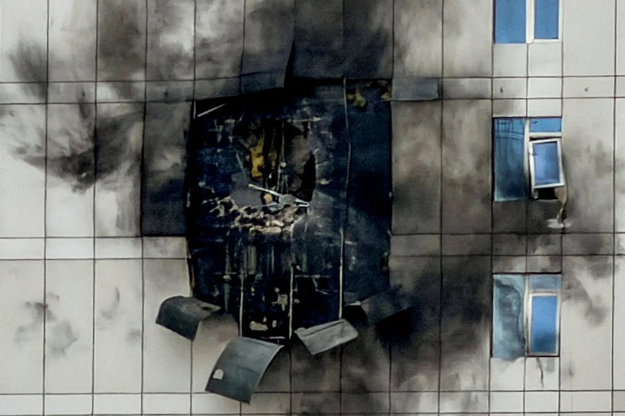 İsrail'in merkezine düzenlenen saldırıda 6 kişi; BAE'de 3 kişi öldü