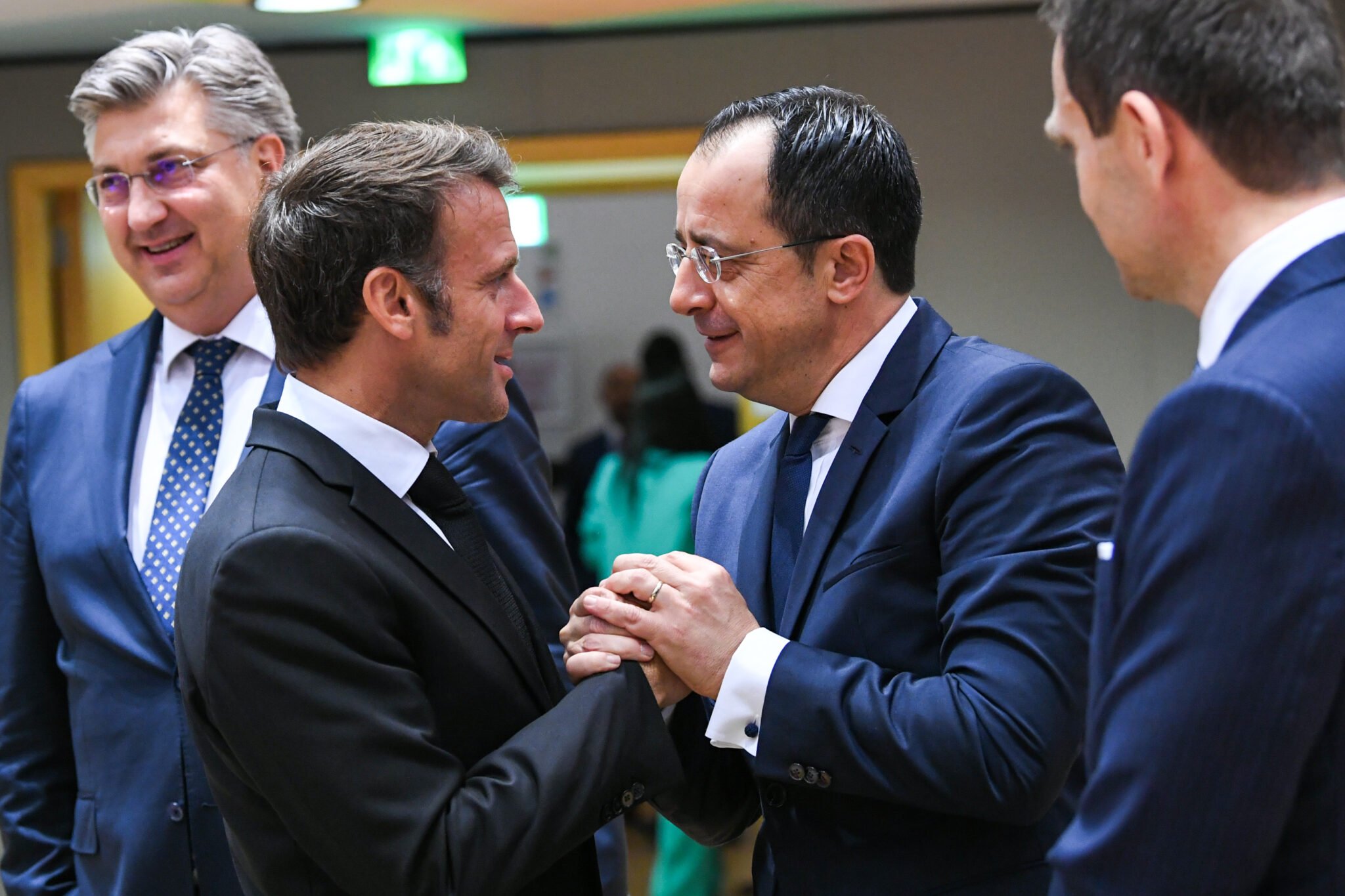 Fransa güney Kıbrıs’a savaş gemisi ve drone/füze savarlar gönderiyor; Almanya da gönderebilir