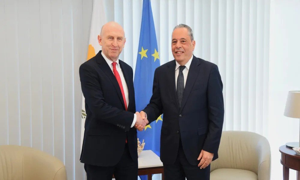 İngiltere savaş öncesinde Kıbrıs’a ek Typhoon ve F-35 savaş uçakları ile hava savunma sistemleri göndermiş