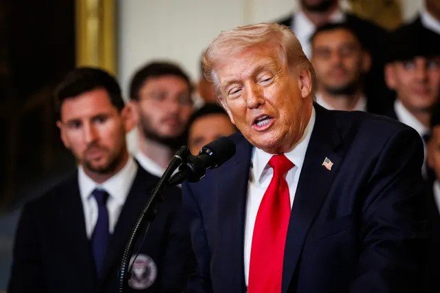 CNN'e konuşan Trump, İran'ın demokrasiye geçip geçmemesiyle ilgilenmiyor