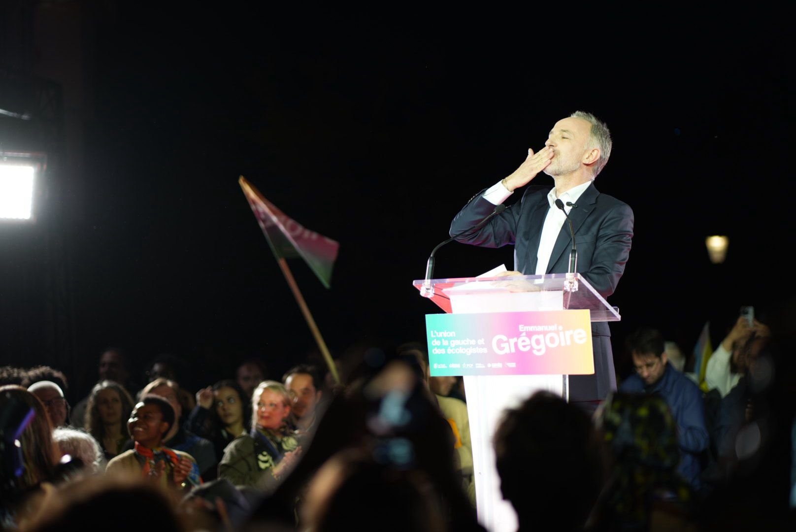 Fransa: Merkez soldan, sosyalist Grégoire Paris belediye başkanı oldu