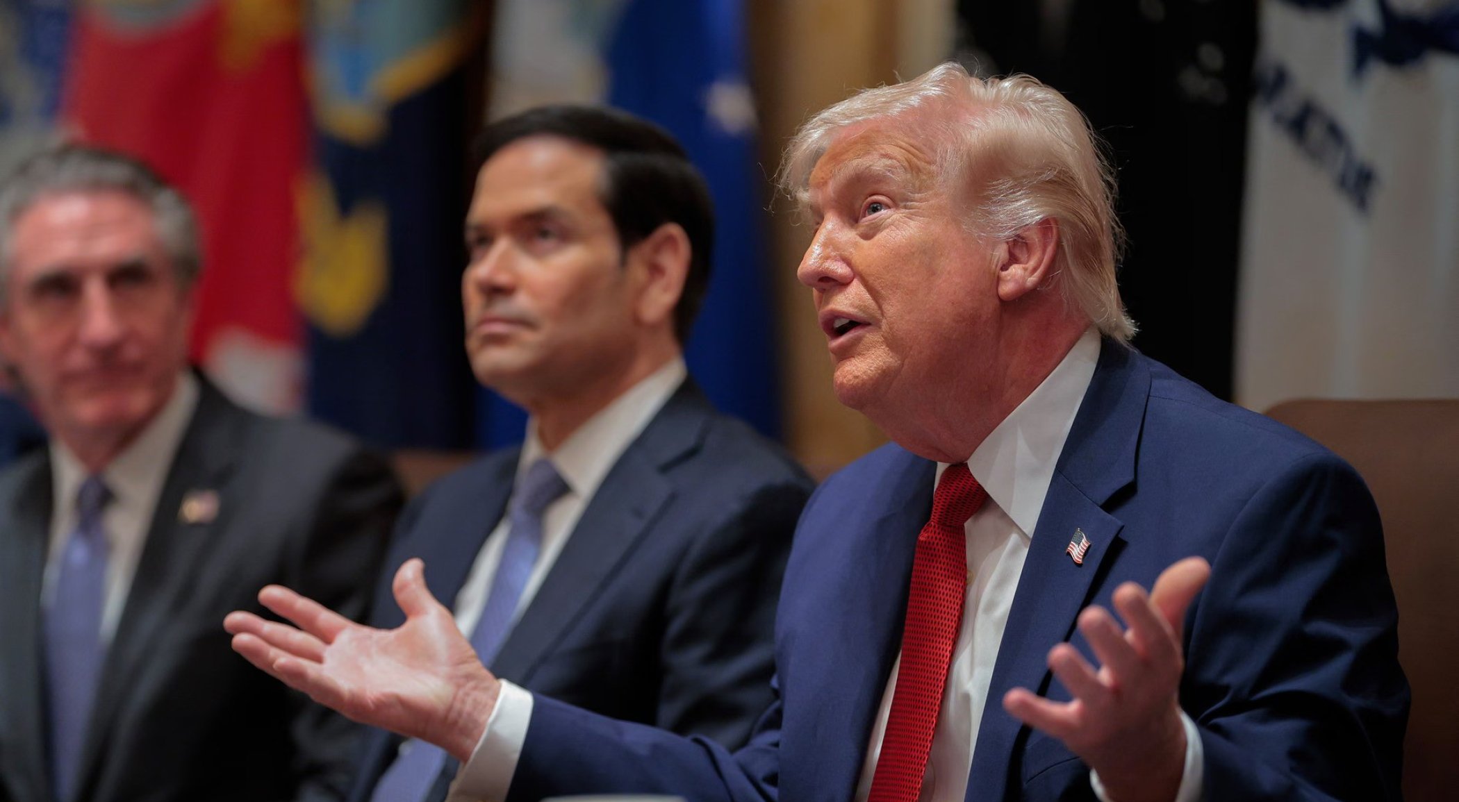 Trump, barış görüşmeleri için verilen süreyi 10 gün uzattı