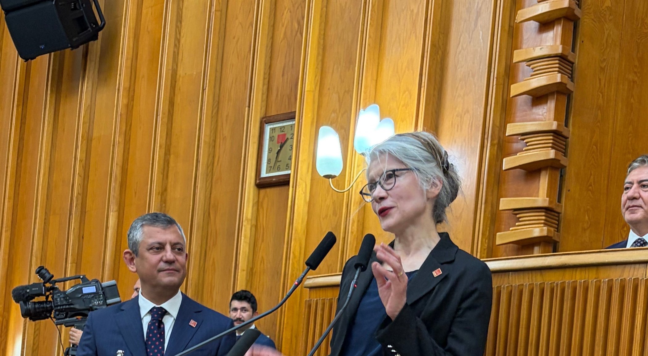 Türkiye: CHP’ye dönen Emine Ülker Tarhan, 'Partiye görev alma amacıyla dönmedim' dedi