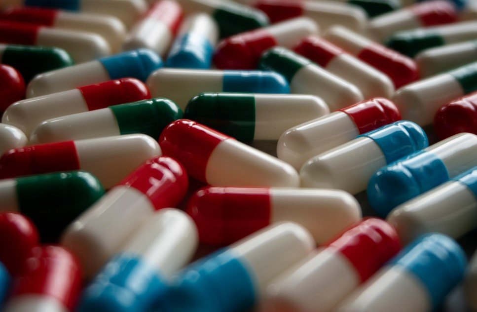 İngiltere'nin haftalar içinde ilaç kıtlığıyla karşı karşıya kalabileceği bildirildi