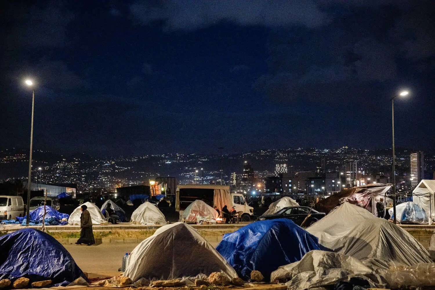 İngiltere Körfez'e yönelik saldırılara karşı konulması için ek birlikler gönderiyor