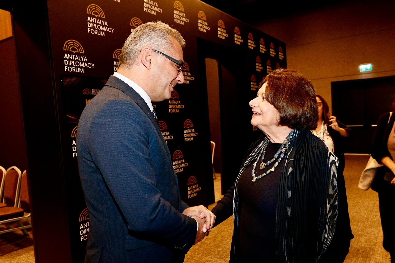 Erhürman, BM Genel Sekreter Yardımcısı DiCarlo ile görüştü