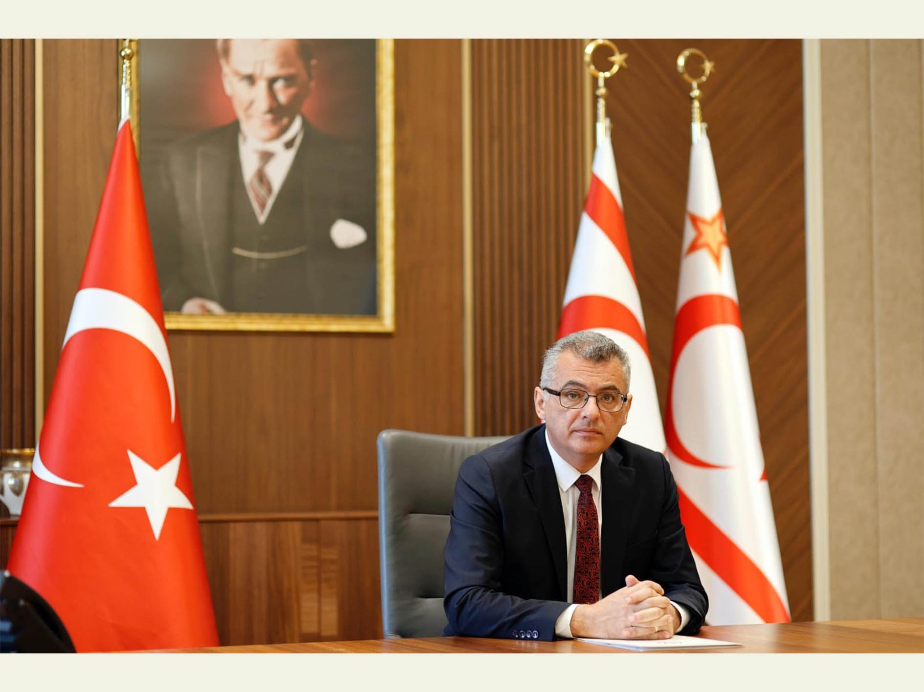 Erhürman: Gençlerin futbol oynamasını engellemek insani açıdan hezimettir