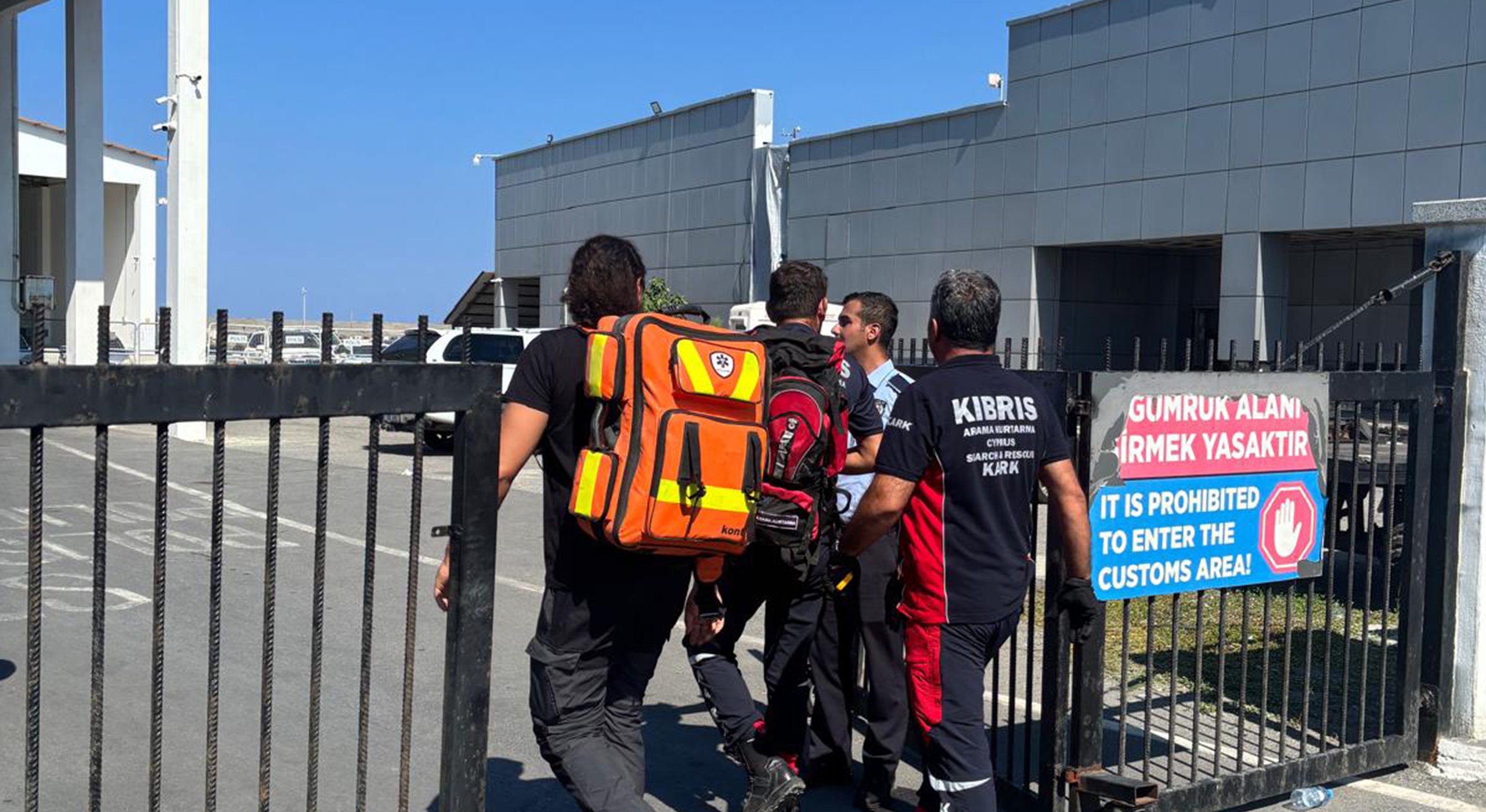 Girne açıklarında yolcu gemisi alabora oldu: Can kaybı ve yaralılar var