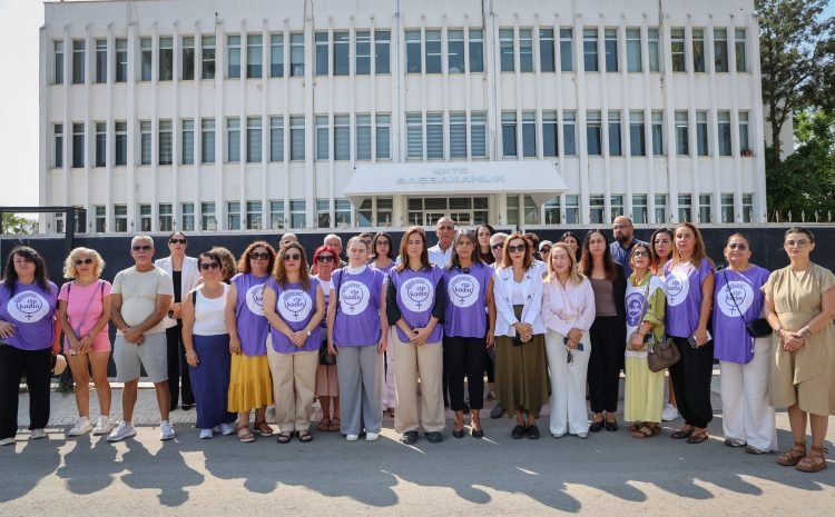 Doğuş Derya: Saliha Özkol şikâyetlerine, darp raporuna ve koruma emrine rağmen korunamadı