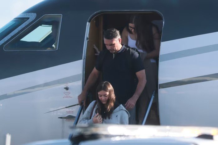 Brezilya'da seçimi kaybeden Bolsonaro ülkeden kaçtı: Pasaportu iptal edilmişti