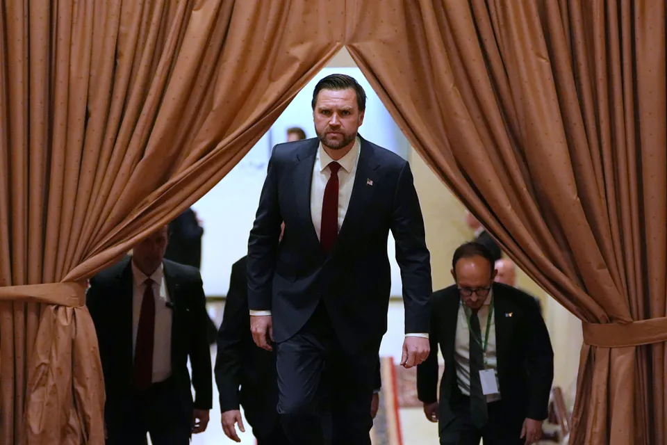 ABD ve İran 21 saatlik görüşmelerin ardından barış anlaşmasına varamadı