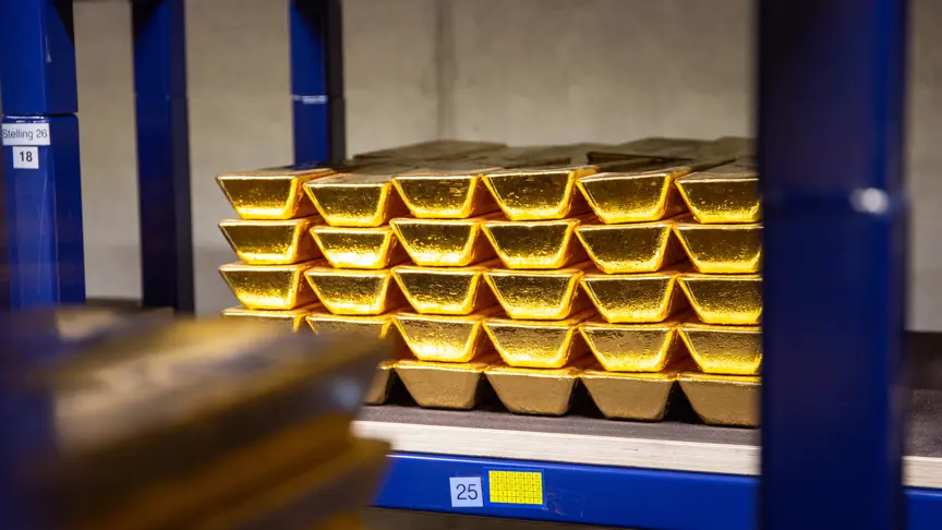 https://mikro-makro.net/fransadan-sonra-hollanda-da-abddeki-altinlarini-cekiyor-almanyada-da-tartisma-basladi