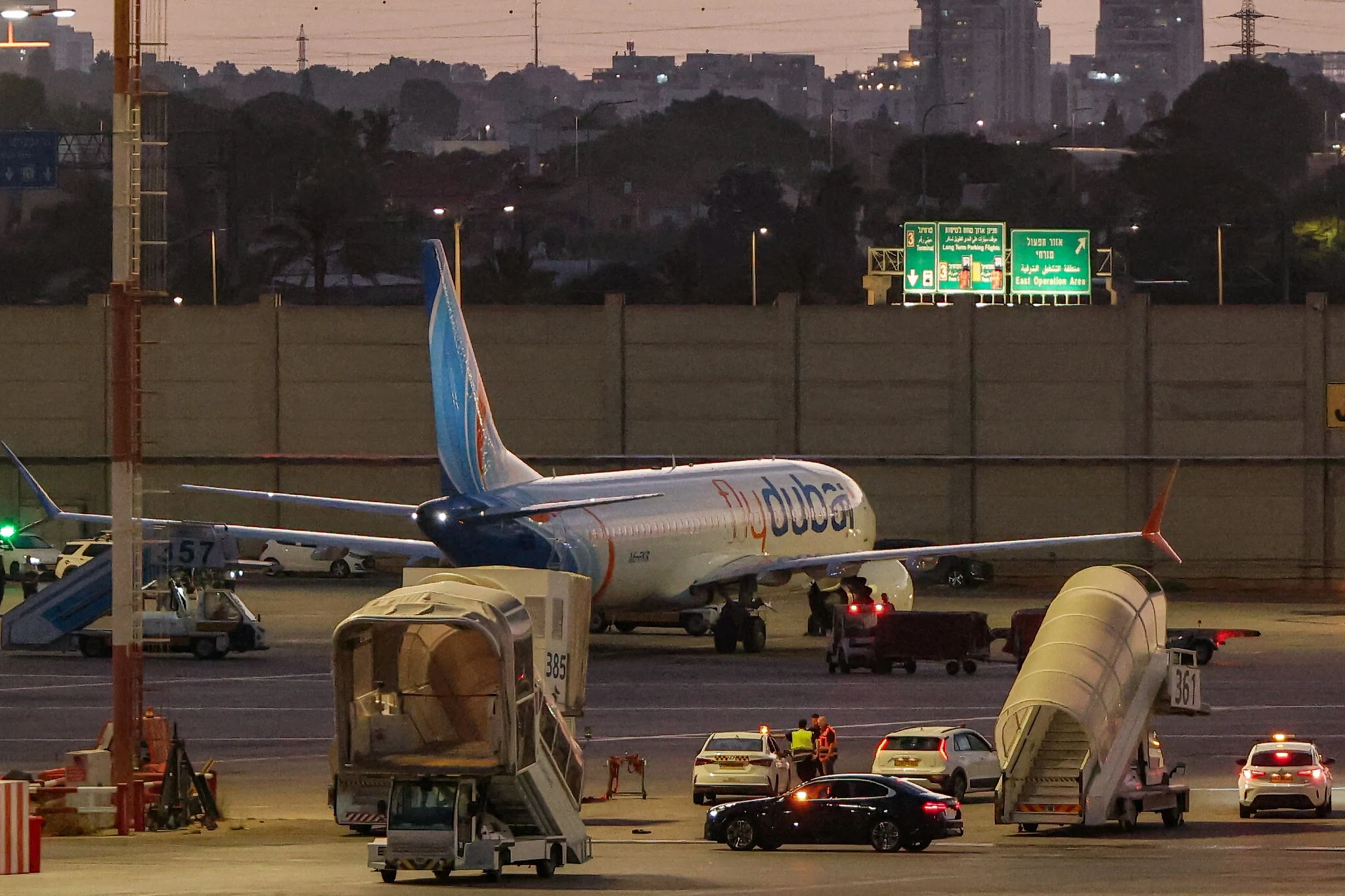 FlyDubai uçağındaki bıçaklı saldırıda ana soru: Bıçak uçağa nasıl girdi?